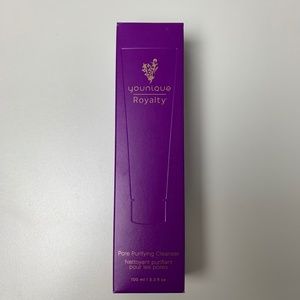 Younique Pore Purifying Cleanser